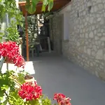 Gasthuis Stone House Himare