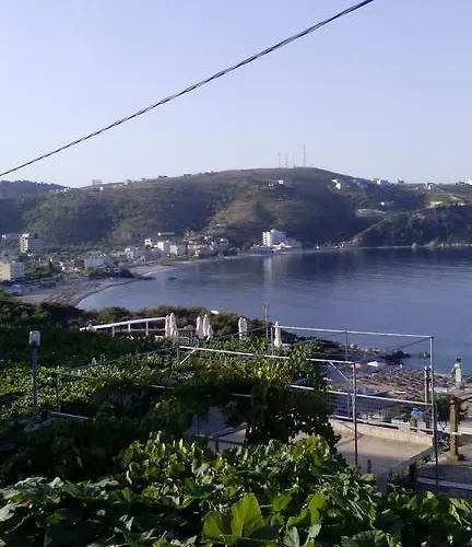 ゲストハウス Stone House